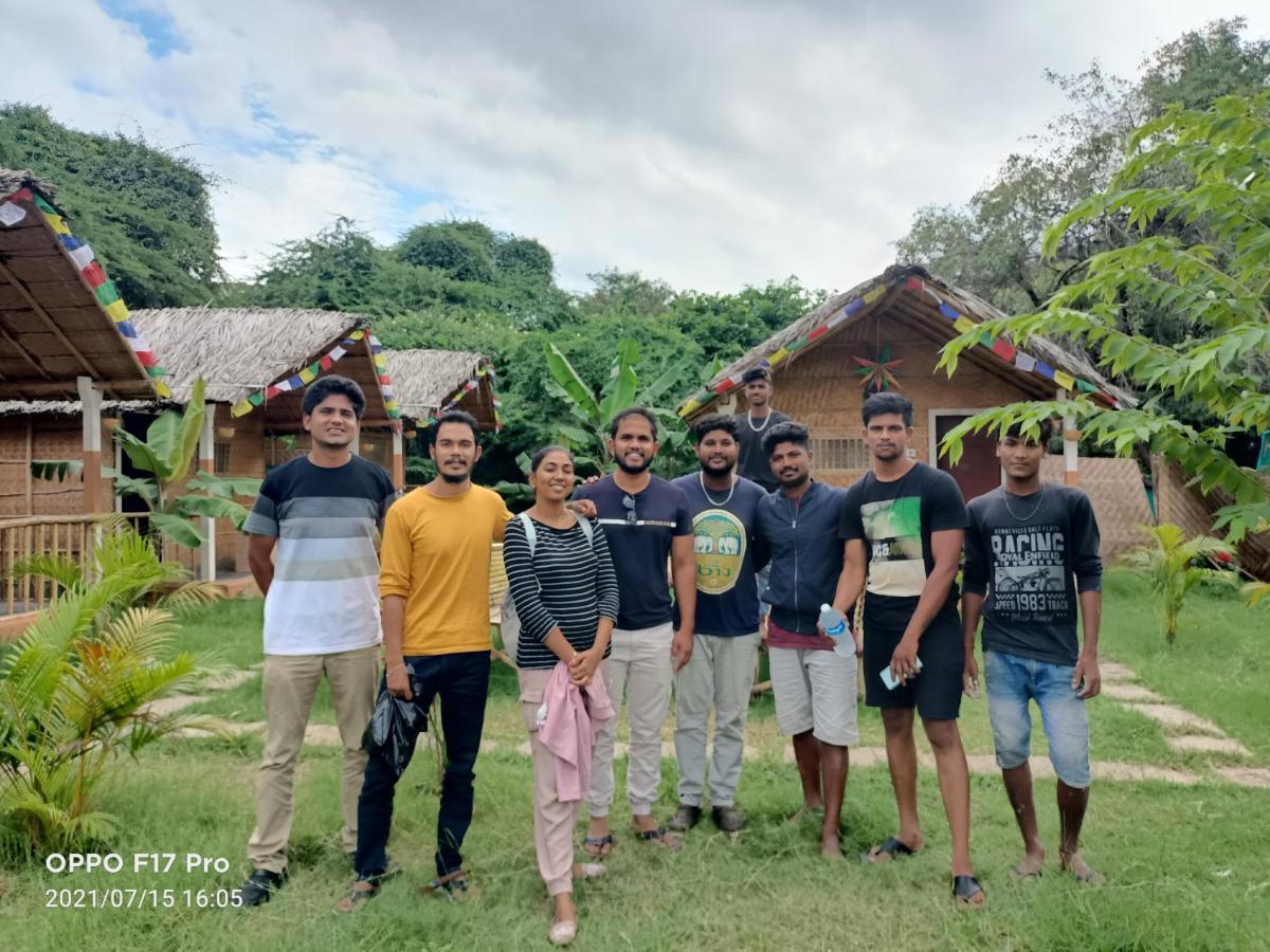 Island Vibes Hampi Guesthouse Eksteriør billede